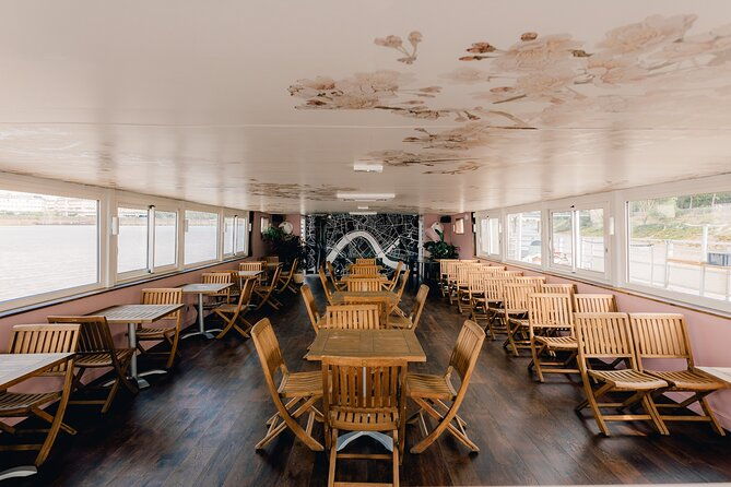 brunch-and-cruise-on-the-garonne-in-bordeaux