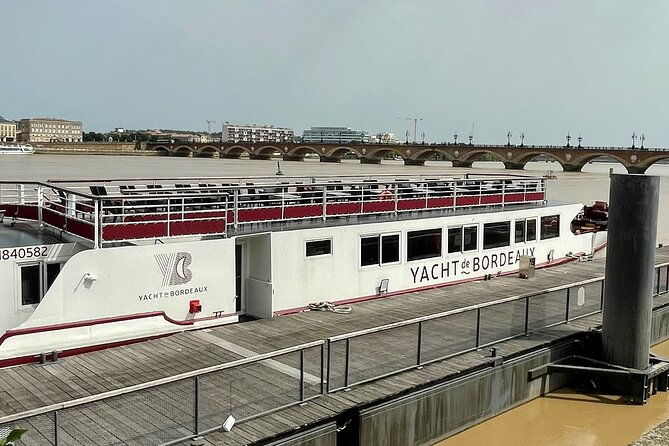 brunch-and-cruise-on-the-garonne-in-bordeaux
