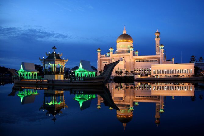 Brunei By Night Tour & Traditional Dinner - The Sum Up
