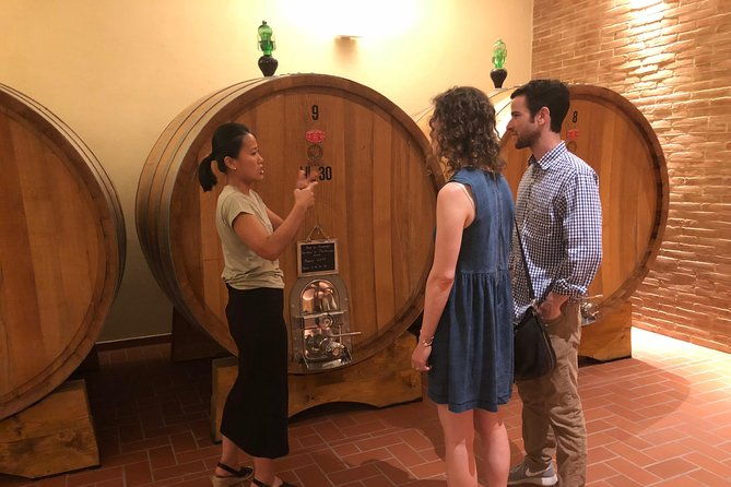 brunello-di-montalcino-wine-experience-with-a-sommelier