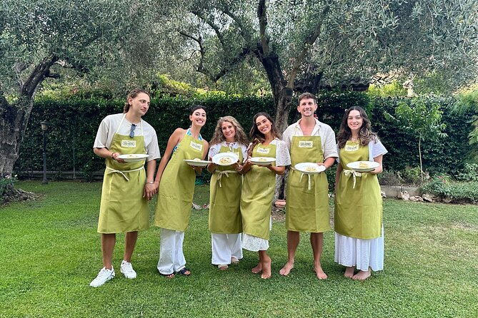 bruschetta-fettuccine-gnocchi-tiramisu-cooking-class-in-rome