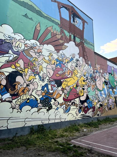 brussels-2-hours-private-walking-tour-of-the-comics-walls