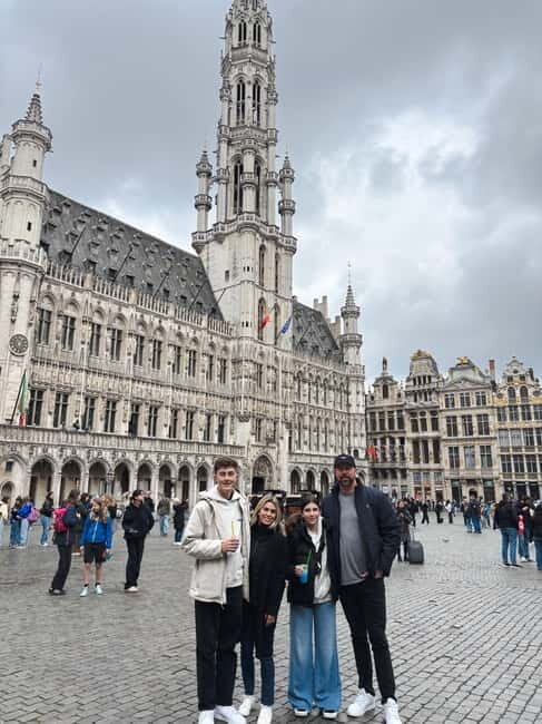 Brussels & Atomium: Private Tour with Transfer and Tasting - Discovering Brussels: A Personalized Private Experience