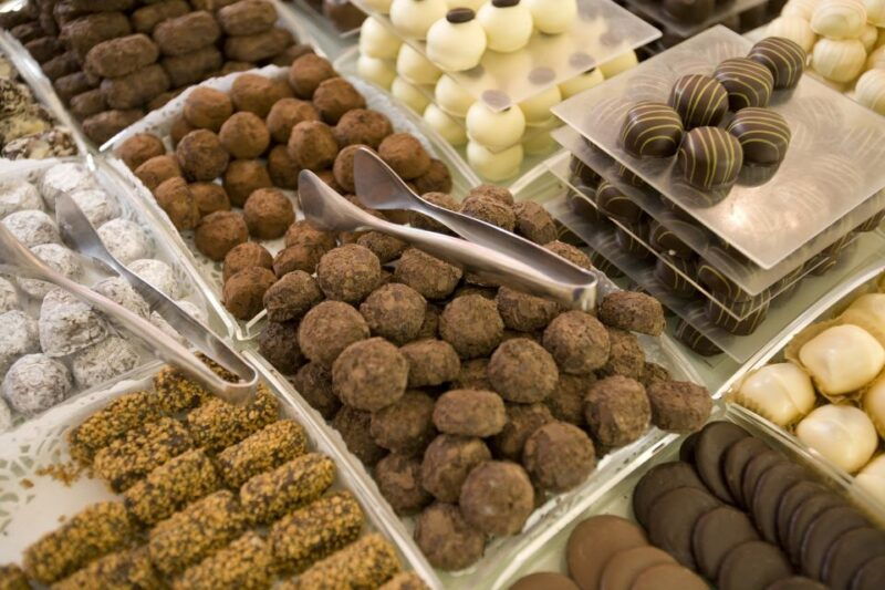 brussels-belgian-chocolate-beer-and-fries-tasting-tour