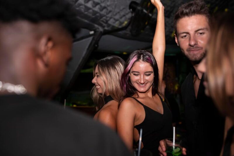 brussels-bxl-pub-crawl-guided-tour