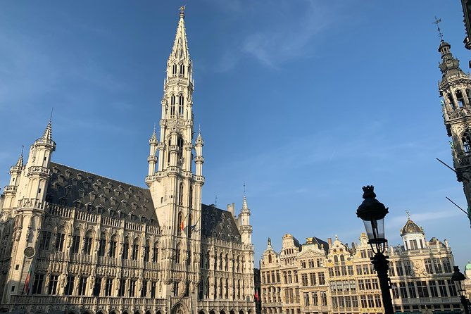 brussels-chocolate-beer-waffle-and-belgian-whiskey-all-in-one-small-group-tour