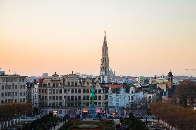 brussels-highlights-walking-and-bus-tour-w-waffle