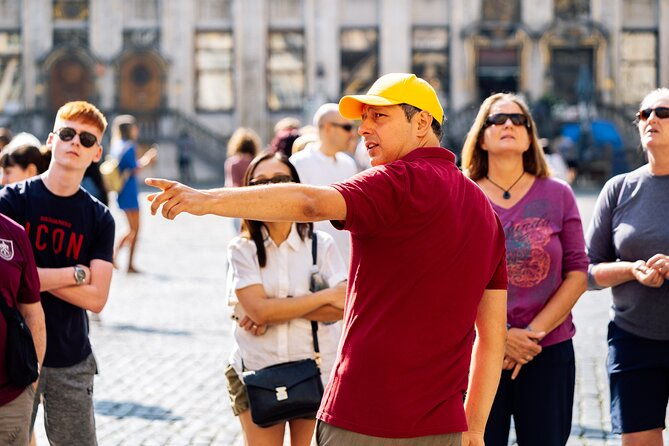 brussels-historical-walking-tour-with-chocolate-waffle-tasting