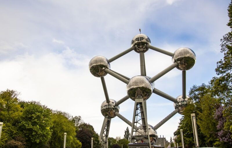 brussels-insta-perfect-walk-with-a-local