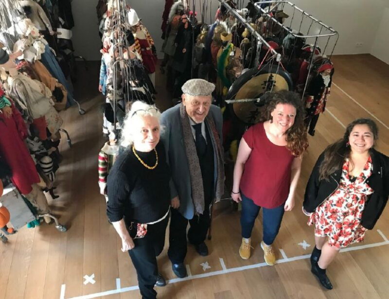 brussels-private-tour-of-theatre-toone-with-snacks-and-beer