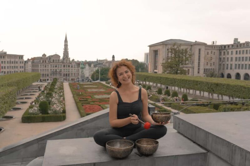 Brussels: Private Yoga, Sound Bath, or Runic Reading - The Runic Reading & Energy Healing: Insight and Clarity
