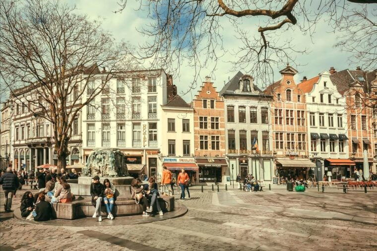 brussels-secret-paths-and-stories-private-walking-tour