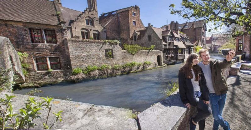 brussels-tour-bruges-ghent-with-cruise-chocolate-visit