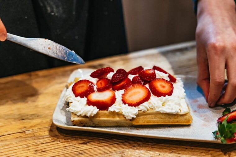 brussels-waffle-making-workshop
