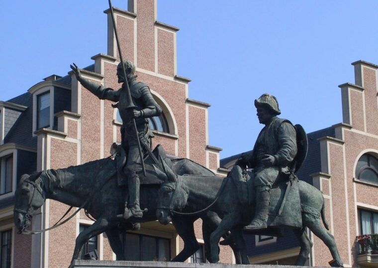 brussels-walking-tour-from-central-station-to-manneken-pis