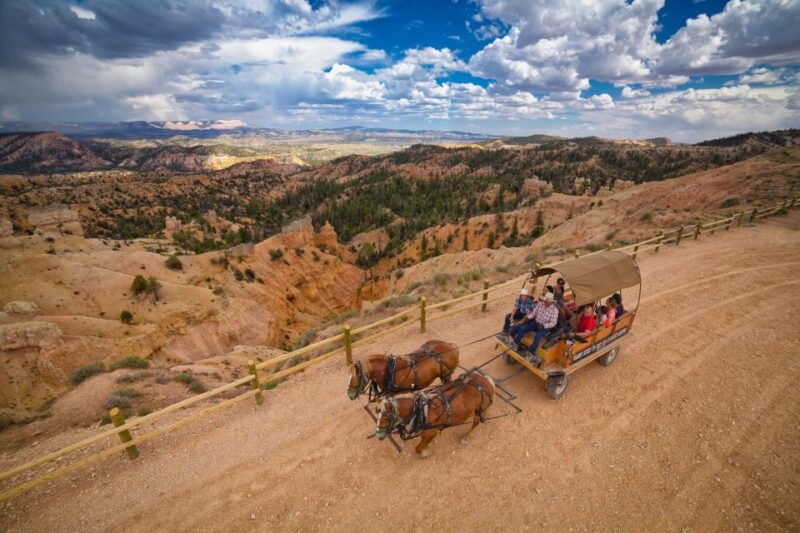 bryce-canyon-national-park-scenic-wagon-ride-to-the-rim