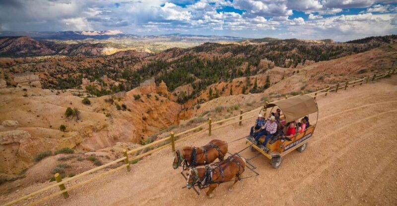 bryce-canyon-national-park-scenic-wagon-ride-to-the-rim