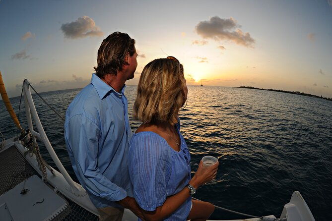 bubbly-sunset-cruise
