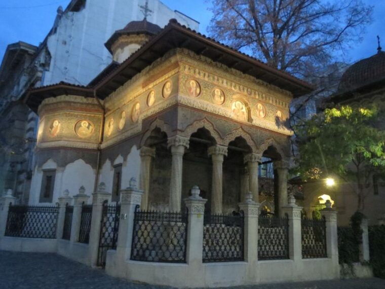 bucharest-2-hour-city-highlights-bike-tour