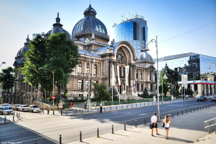 bucharest-2-hour-city-highlights-bike-tour