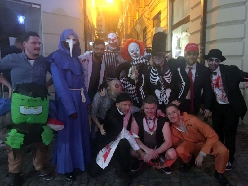bucharest-bachelor-party-custom-bar-crawl