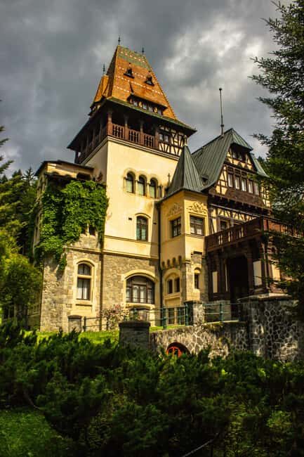 Bucharest: Bran Castle , Peles Castle & Braov Day Tour - The Sum Up