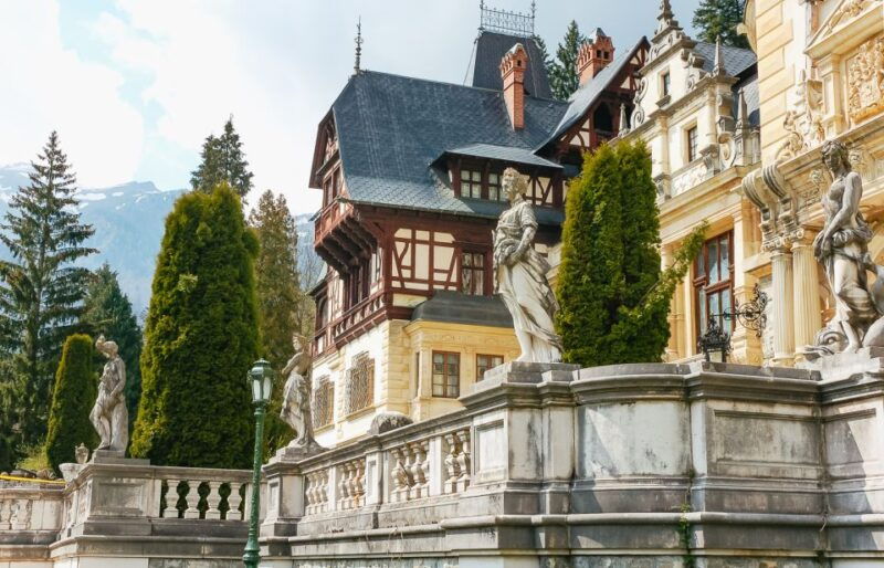 bucharest-bran-peles-castle-with-rasnov-citadel-day-trip