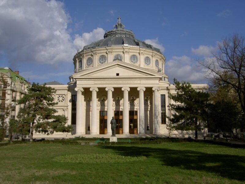 bucharest-city-highlights-guided-walking-tour