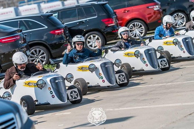 bucharest-citytour-in-one-of-a-kind-mini-hot-rod