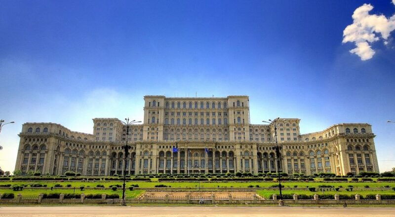 bucharest-communism-revolution-city-highlights-tour