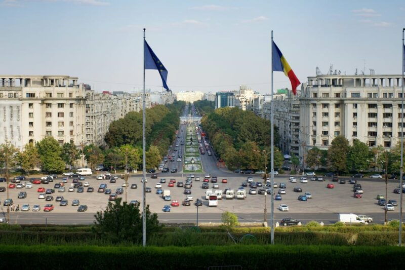 bucharest-communism-revolution-city-highlights-tour