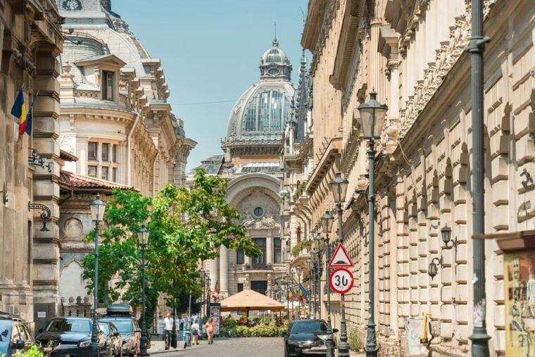 bucharest-communism-revolution-city-highlights-tour