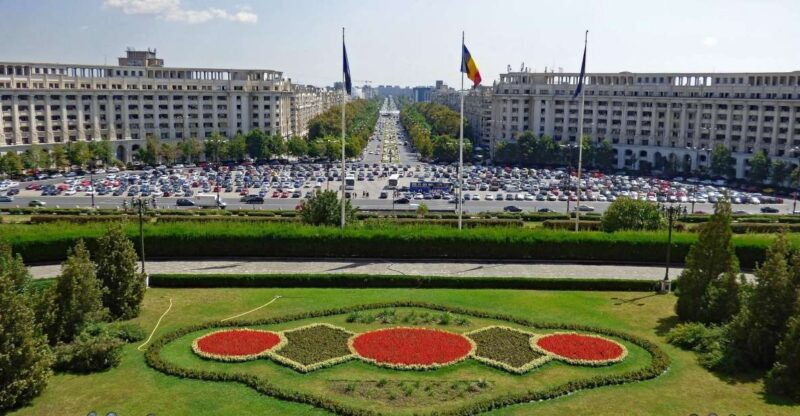 bucharest-communist-tour-including-ceausescu-residence