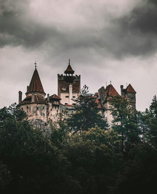 bucharest-dracula-and-peles-castles-for-private