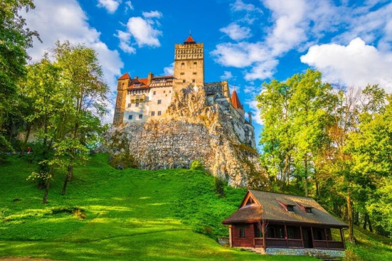bucharest-dracula-peles-castles-and-brasov-tour