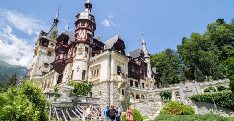 bucharest-dracula-peles-castles-and-brasov-tour
