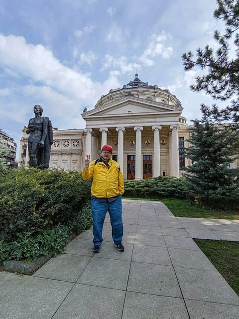 bucharest-electric-city-tour-by-smart-balance-green