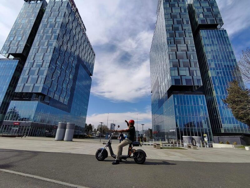 bucharest-electric-city-tour-by-smart-balance-green