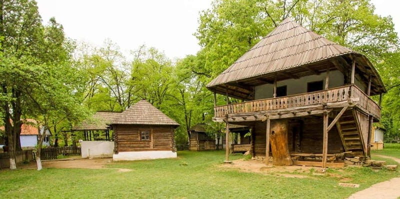 Bucharest: Guided Bus Tour of the Old Town and Iconic Places - FAQ