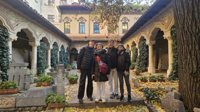 bucharest-guided-walking-tour-with-romanian-snack