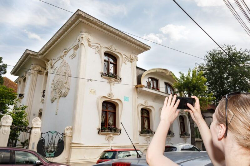 bucharest-hidden-gems-3-hour-walking-tour