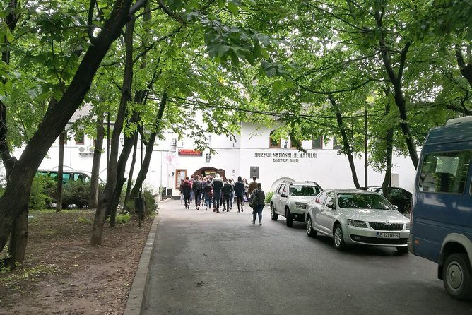 bucharest-highlights-half-day-city-tour-with-pickup