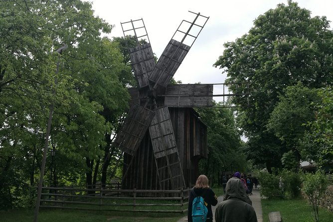 bucharest-highlights-half-day-city-tour-with-pickup