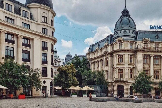 bucharest-highlights-parliament-ceausescu-house-village-museum-2