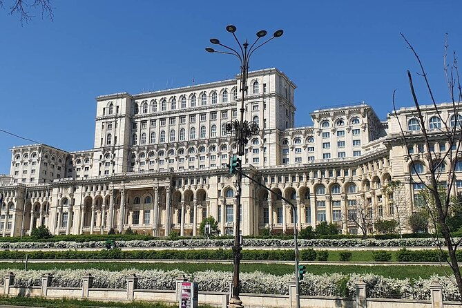bucharest-highlights-parliament-ceausescu-house-village-museum