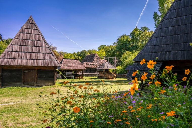 bucharest-insta-perfect-walk-with-a-local
