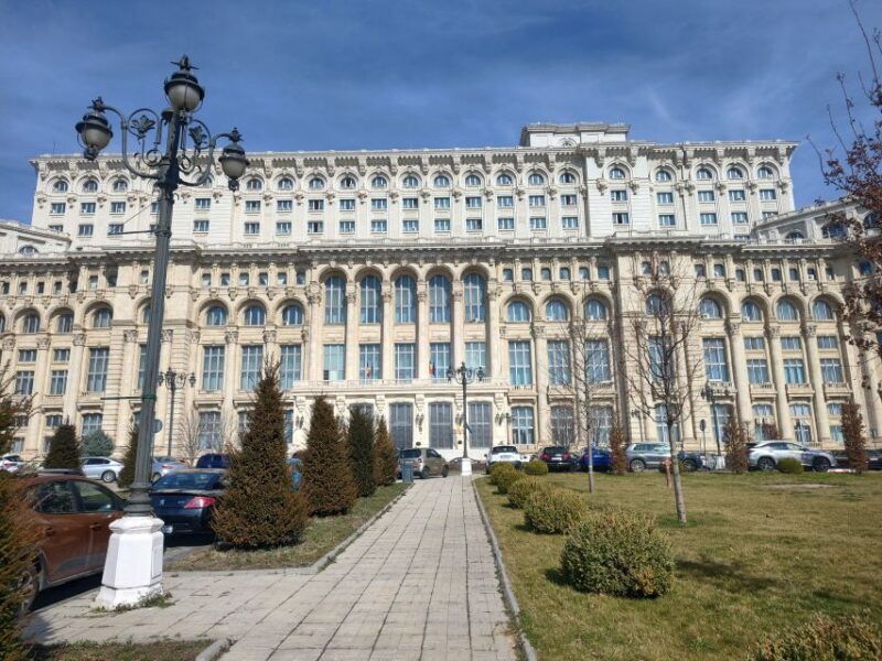 bucharest-parliament-senate-entry-tickets-and-guided-tour