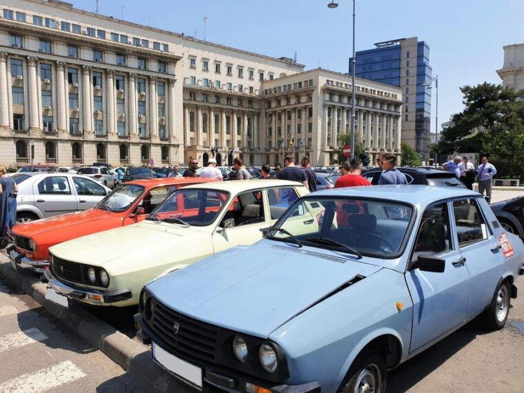 bucharest-private-communist-tour-in-a-romanian-vintage-car