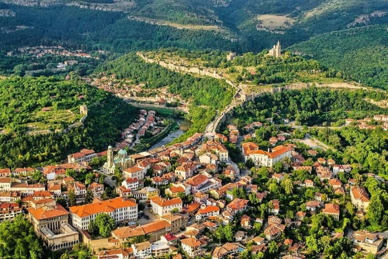 Bucharest: Private Day Trip to Veliko Tarnovo and Arbanasi - Authentic Experiences and Authenticity