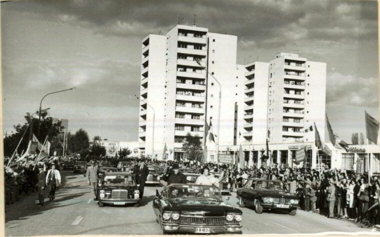 bucharest-private-last-days-of-ceausescu-tour-in-a-dacia